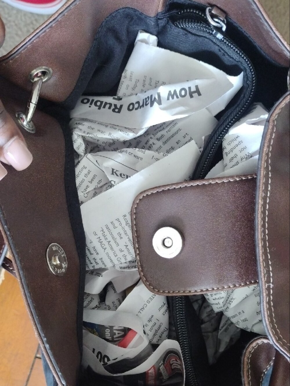 Wilsons Leather Vintage Black Canvas & Brown Leather Bucket Bag - Picture 8 of 13